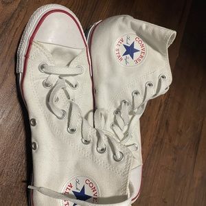 Chuck Taylor converse